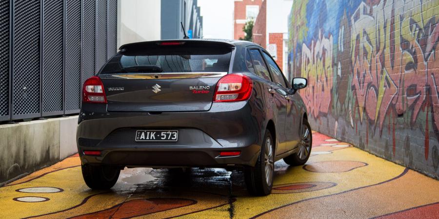  Suzuki Baleno GLX Turbo 2016 года  (AU) (фото 4 из 11)